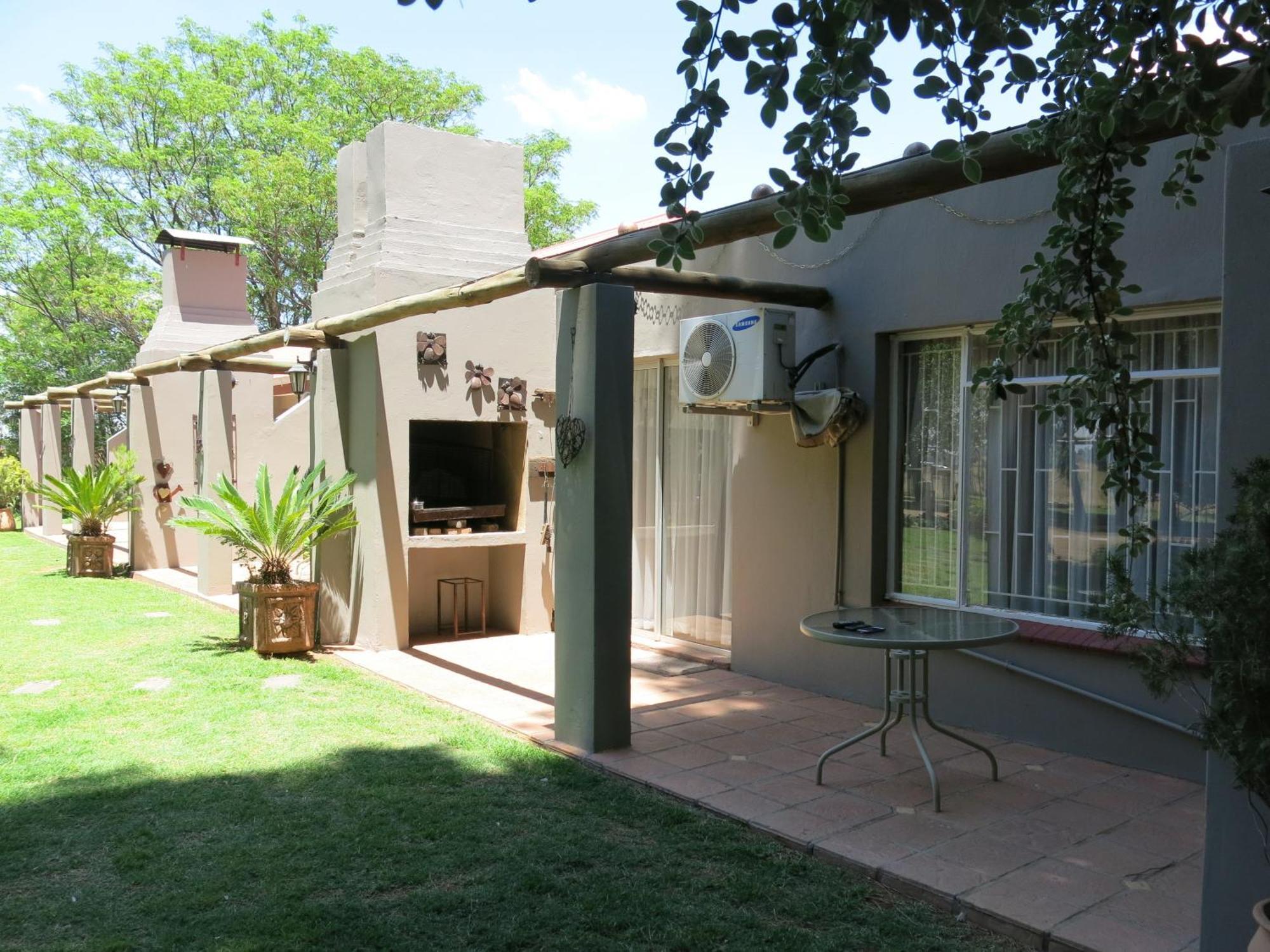A Cherry Lane Self Catering And B&B Bloemfontein Exterior photo